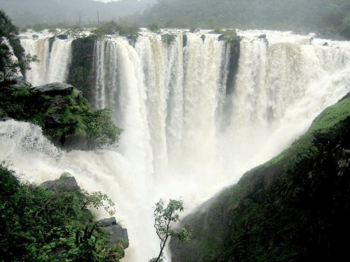 Meghalaya in 5 days (LA501)